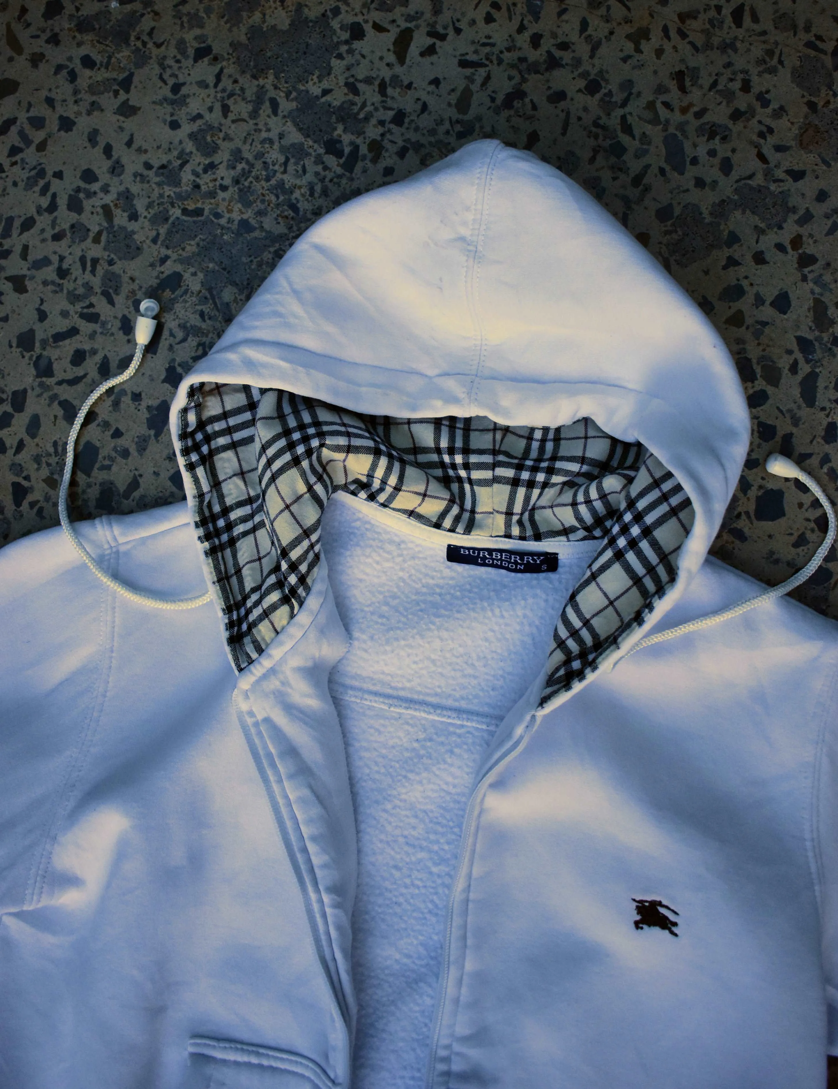 Vintage Burberry Hoodie Small